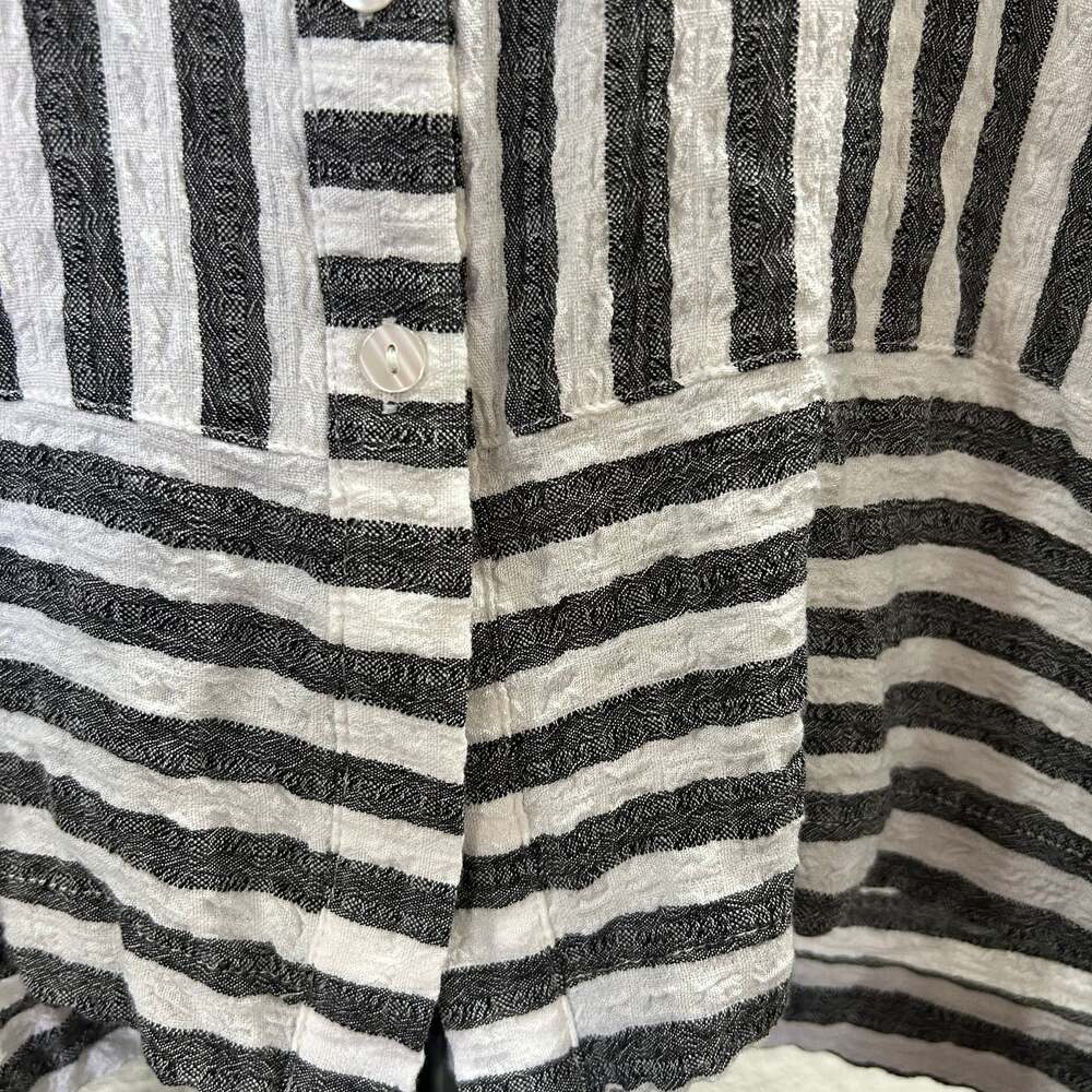 Jane & Delancey Black and White Striped Collared Button-Up Top Size XL - Picture 4 of 7